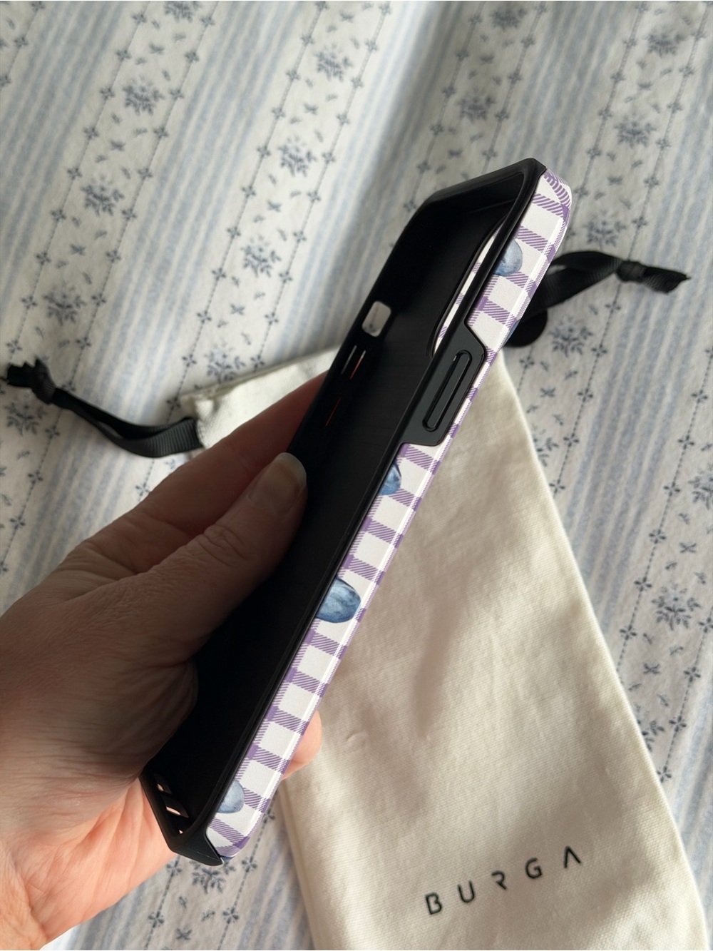 BURGA | Blueberry Muffin Case for iPhone 13 Pro Max - Picture 4 of 6